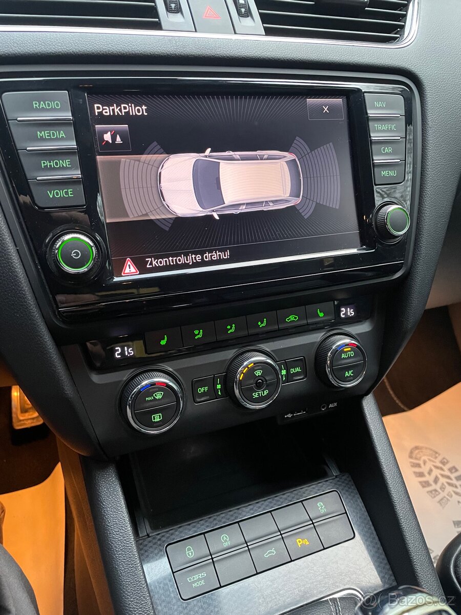 Škoda Octavia 3RS 2.0tdi 135kw,DSG,BIXENON,NAVI,KUŽE,R17+R18 - 17