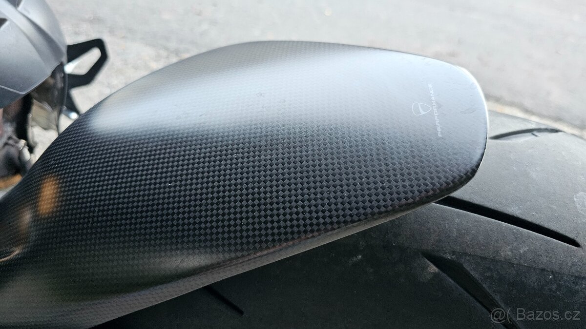 Ducati streetfighter v4s, r.v. 2023 - 17