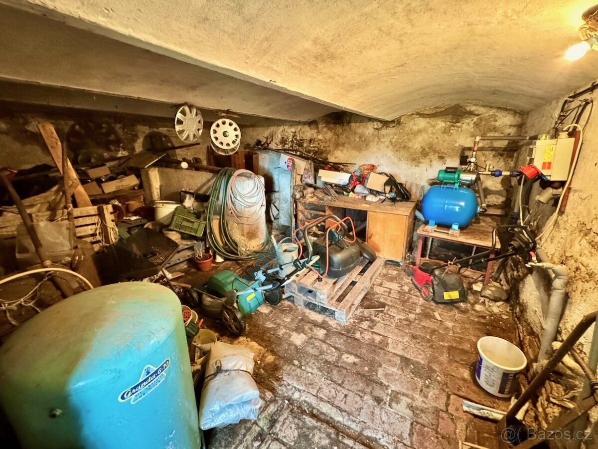 PRODEJ RD 4+1, garáž, zahrada, 665 m2, Radvanice, Úžice - 17