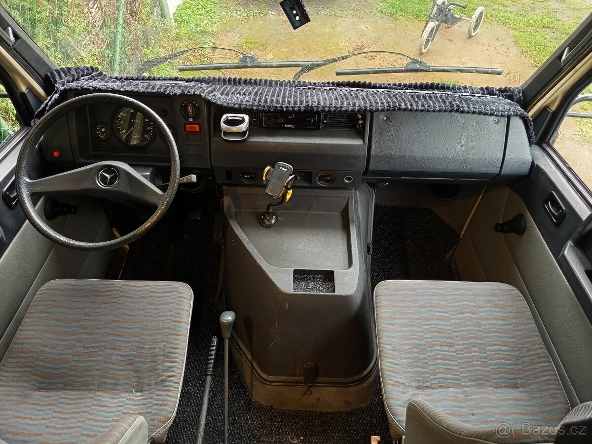 OBYTNÉ AUTO MERCEDES 100D VÝMĚNA MOŽNÁ - 17