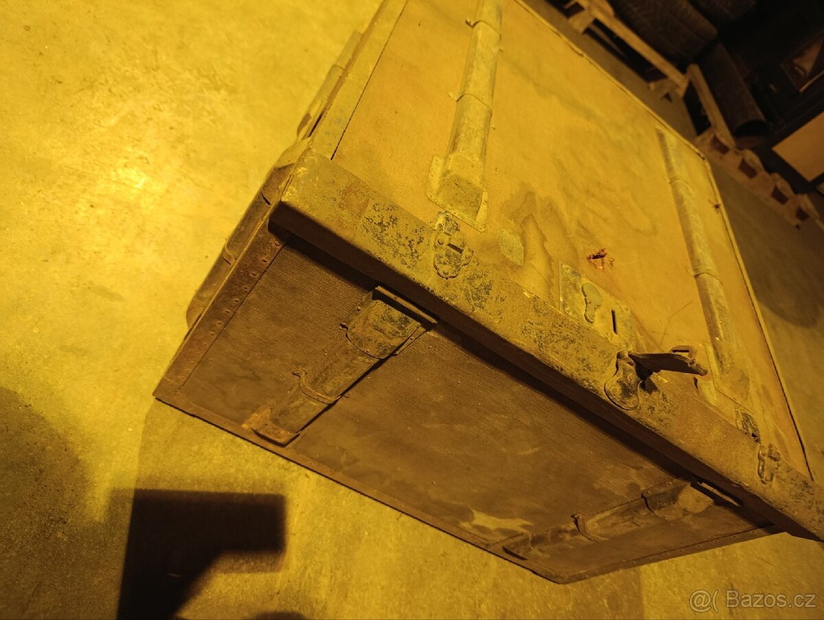 Historický lodní kufr - 17