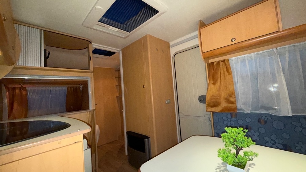 DELTA SUMMERLINER 4400 FB-STAN Easy Air-BOJLER-TOP STAV - 17