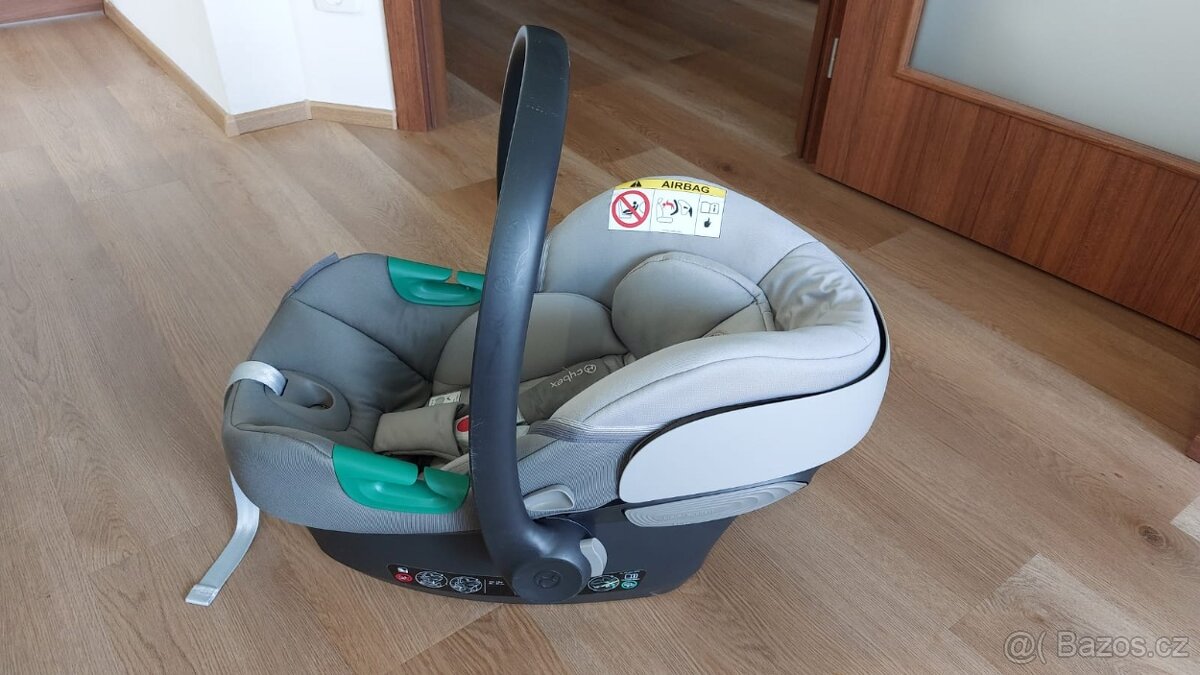 Dětská autosedačka Aton S2 i-Size včetně ISOFIX báze - 17