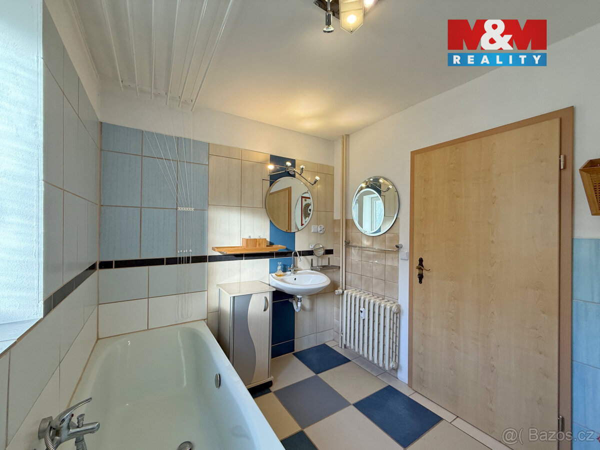 Prodej bytu 2+1, 50 m², Solenice - 17