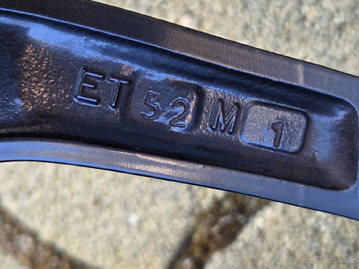 Pěkná zimní sada BMW X1 F48 17" 5x112 pneu 225/55/17 VITO - 17