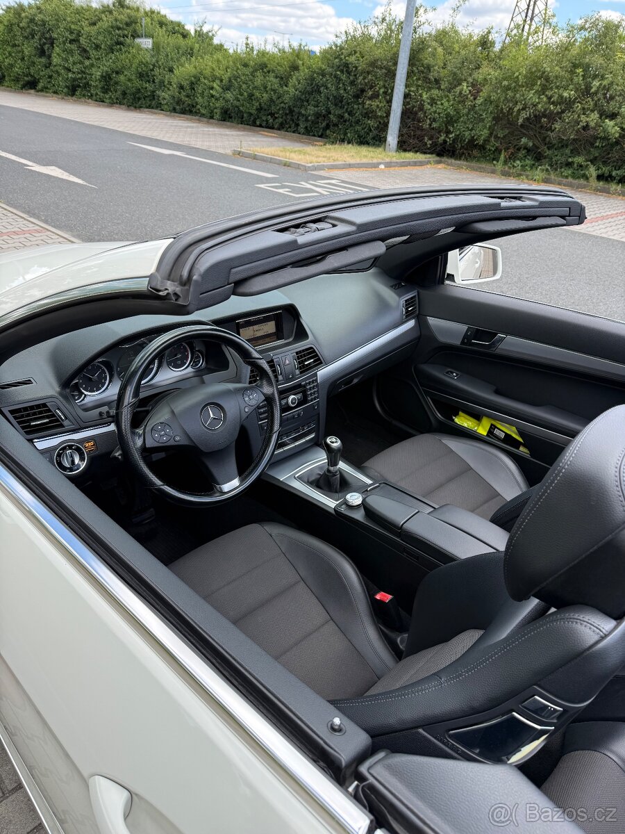 Mercedes 220CDI A207 cabrio - 17