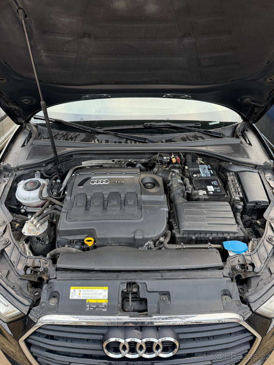 Audi A3 Sportback 1.6 TDi navi, kůže, DPH, automat, 2019 - 17