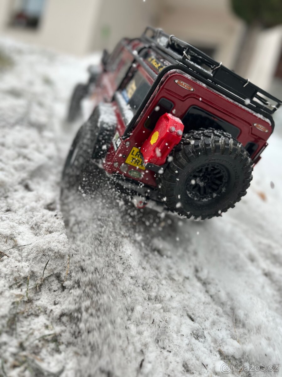 Traxxas Defender - 17