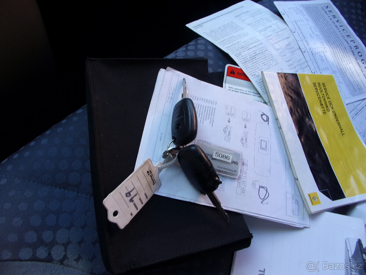 Renault Trafic 2.0 CDTI,L2H2,serviska,tažné,1.majitel,DPH - 17