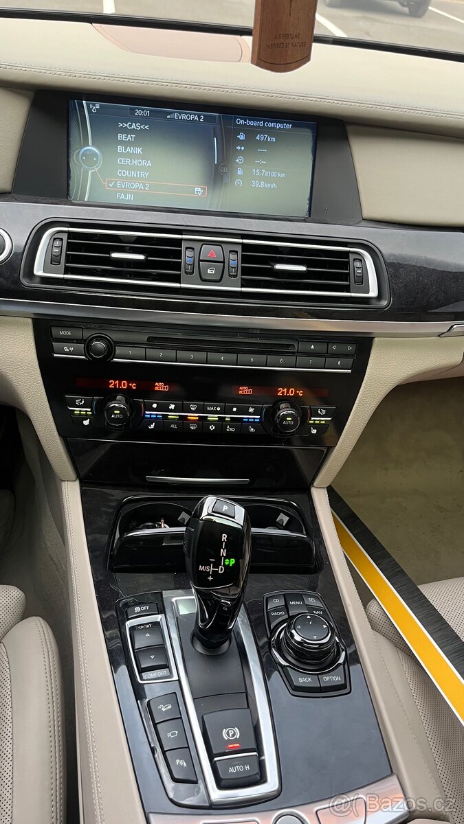 BMW 750Li - 17