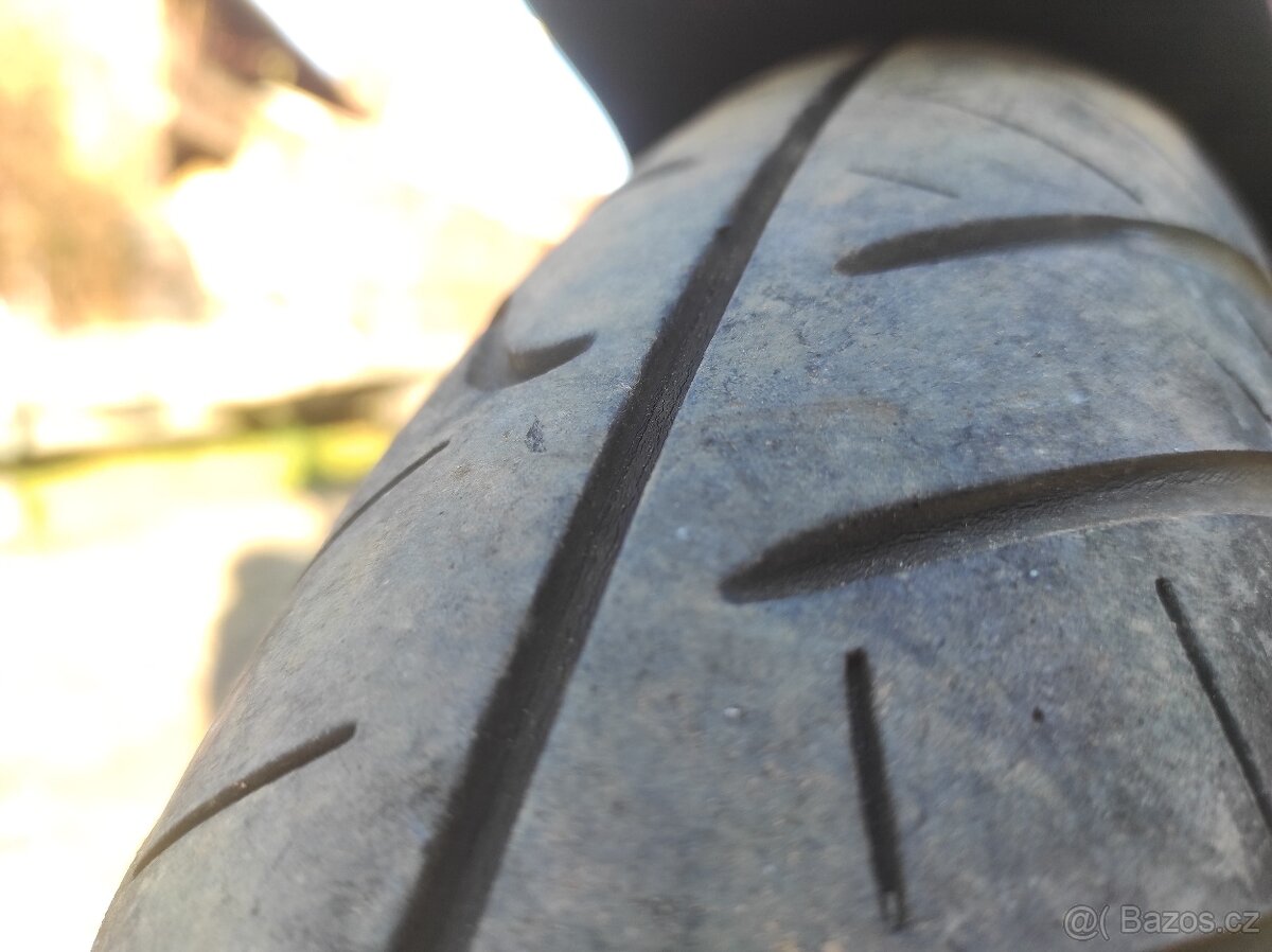 Suzuki GS 500 E otevřená - 17