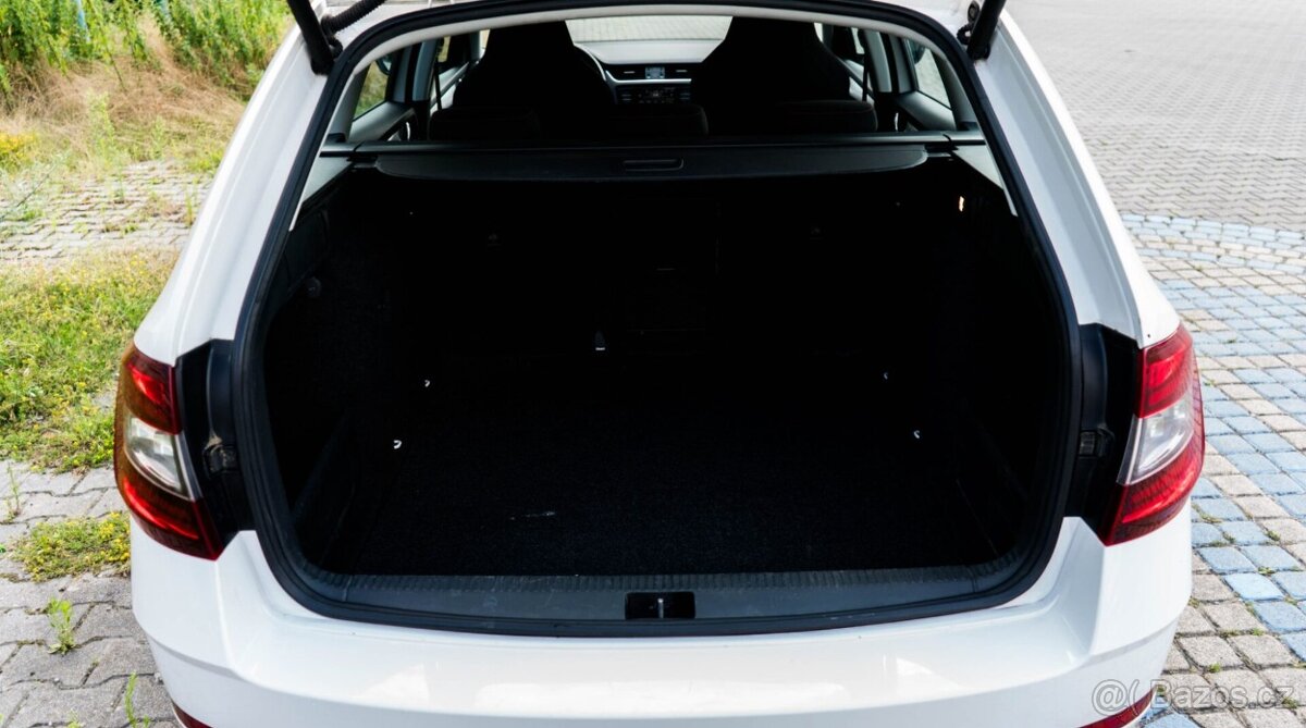 Škoda Octavia Combi 1.6 TDI Style DSG - 17