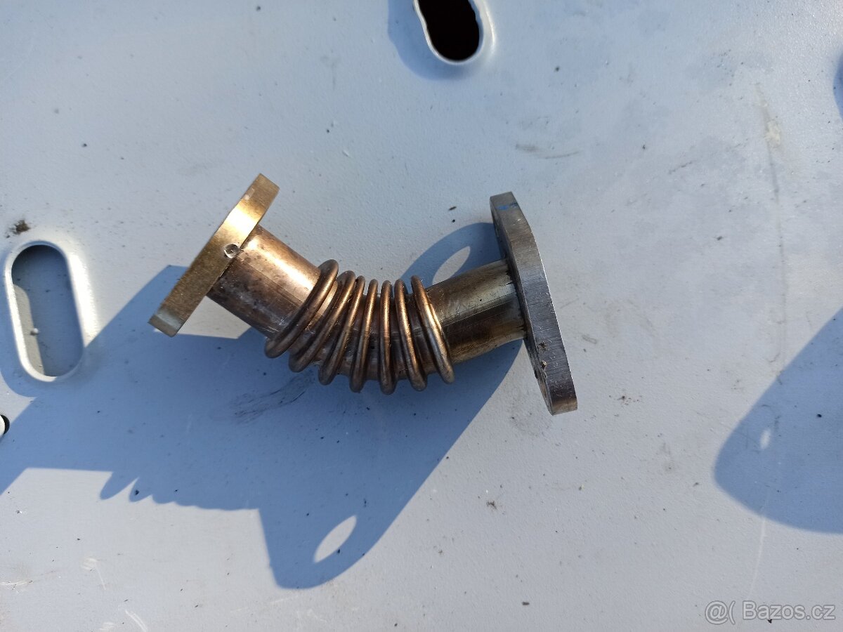 PŘÍSLUŠENSTVÍ MOTORU - AUDI 2.7TDi 132kW BPP - 17