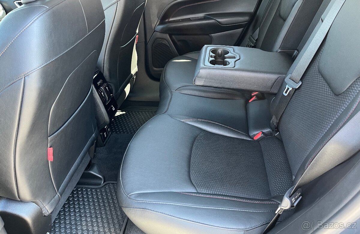 Jeep Compass Trailhawk 4Xe 1.3i PHEV 177 kW Plug-in hybrid - 17