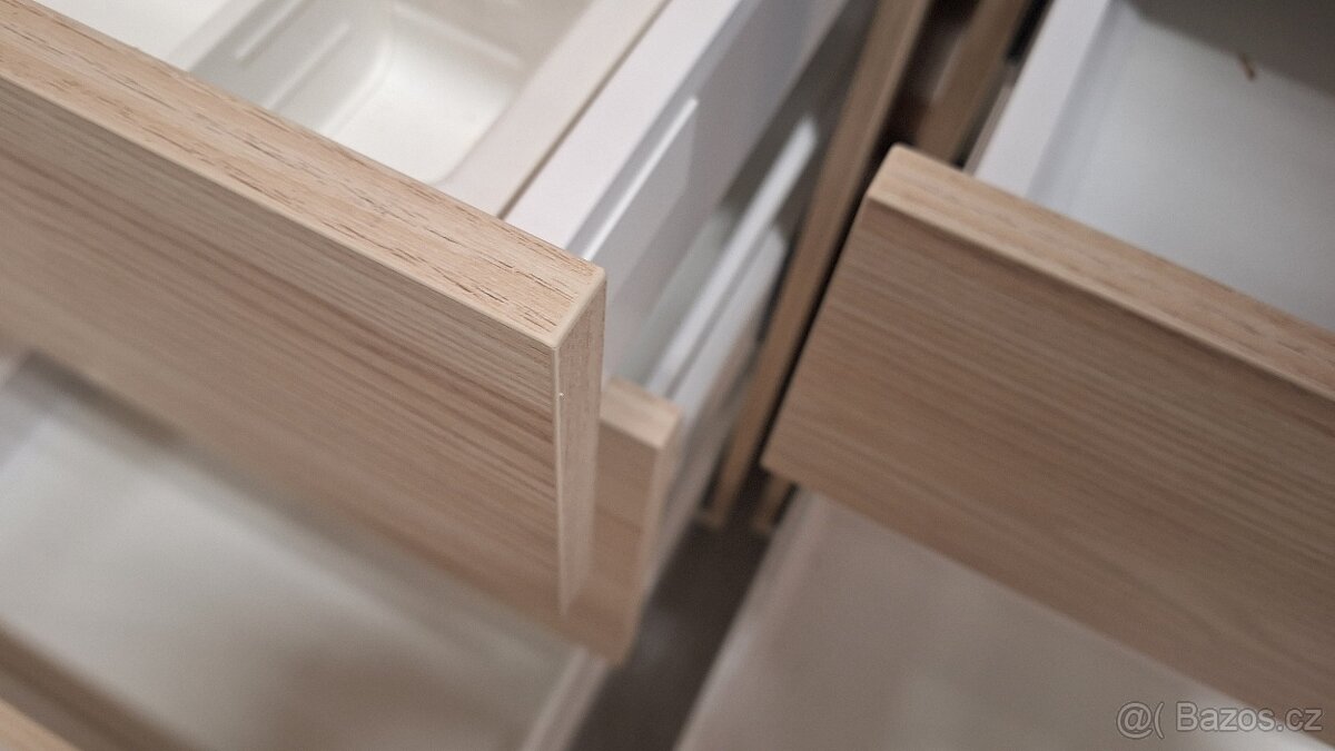 Malá 2m kuchyňská linka německé výroby - 17
