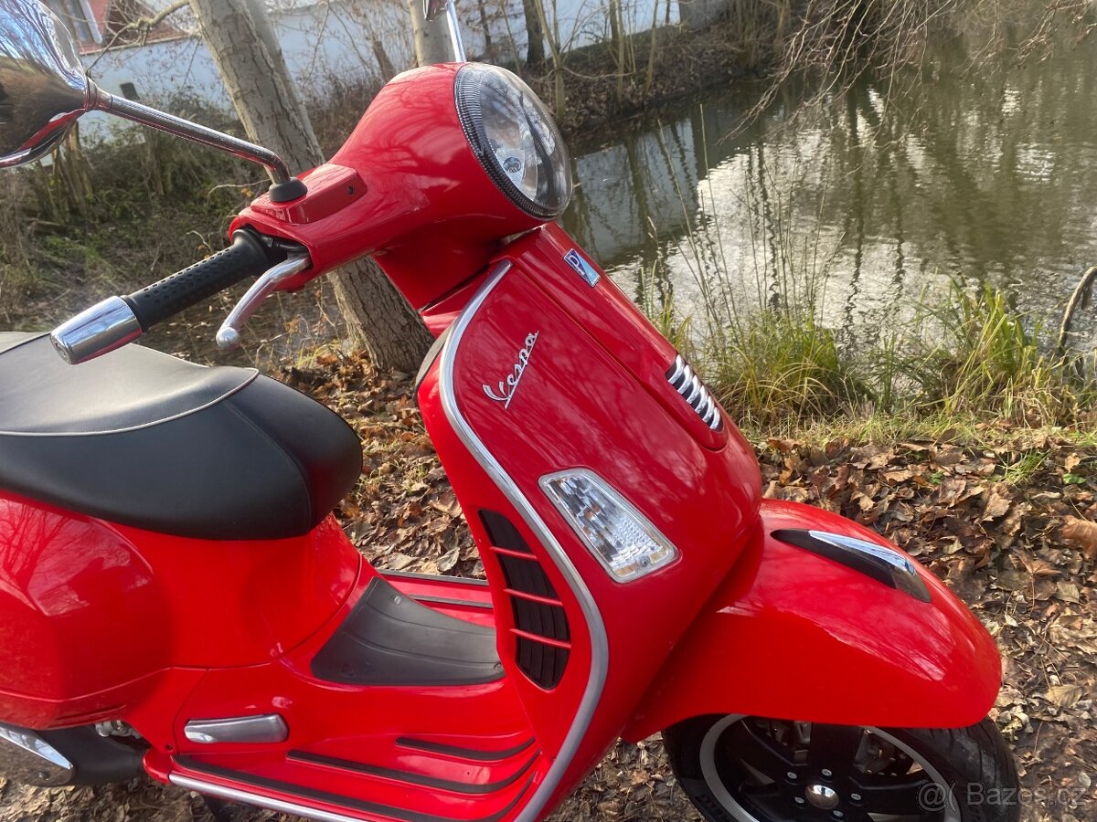 Vespa Gts 300 Super - 17