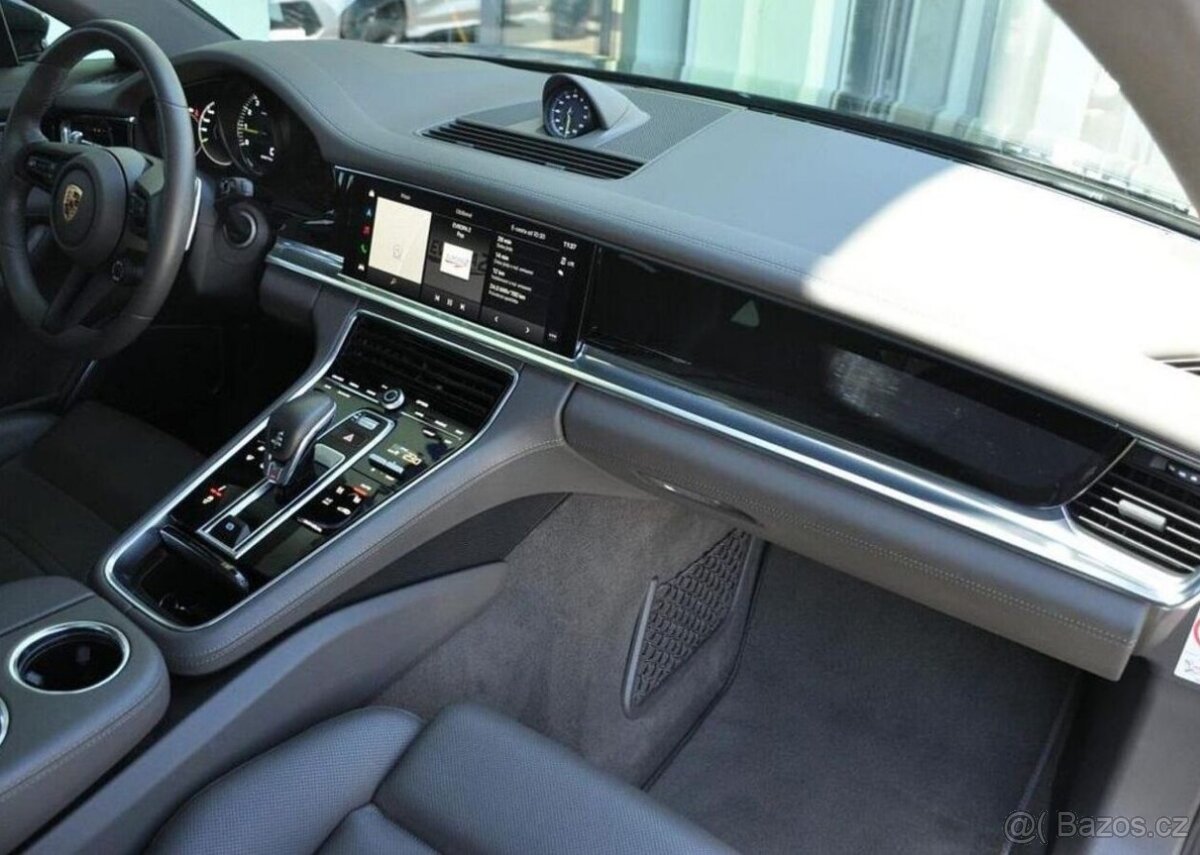 Porsche Panamera E-HYBRID 4S BOSE PANO K360°HUD - 17