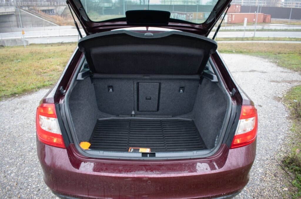 Škoda Rapid 1.2 TSI 77kw M6 - 17