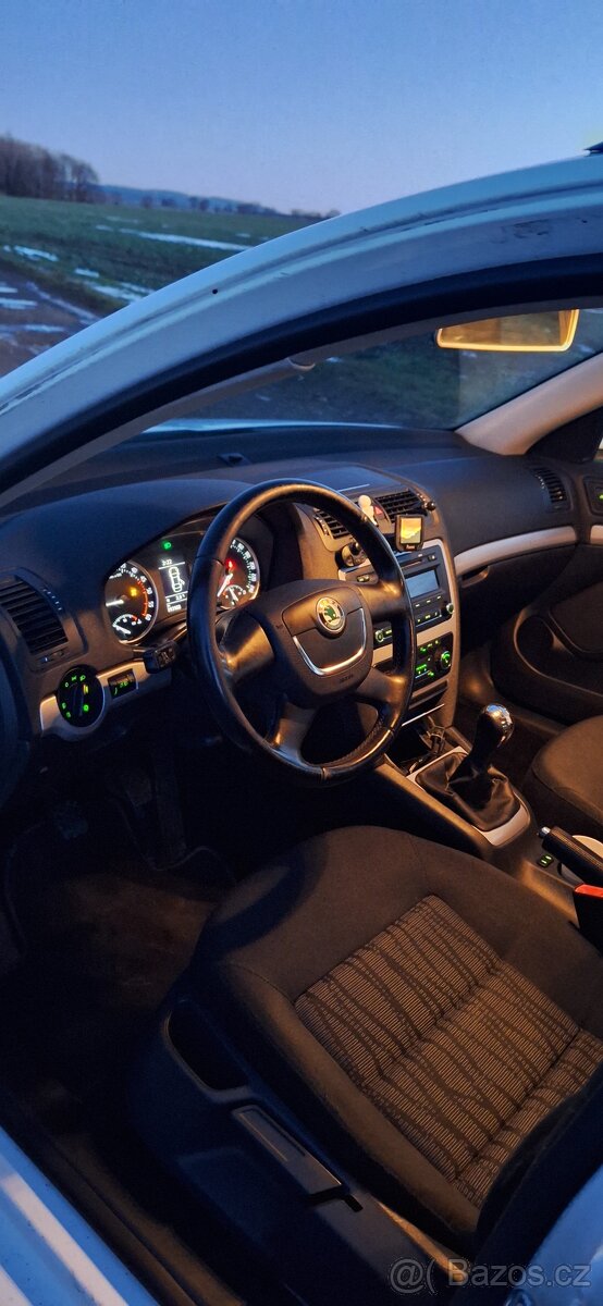 Škoda Octavia 1.6 TDI 77 kw - 17