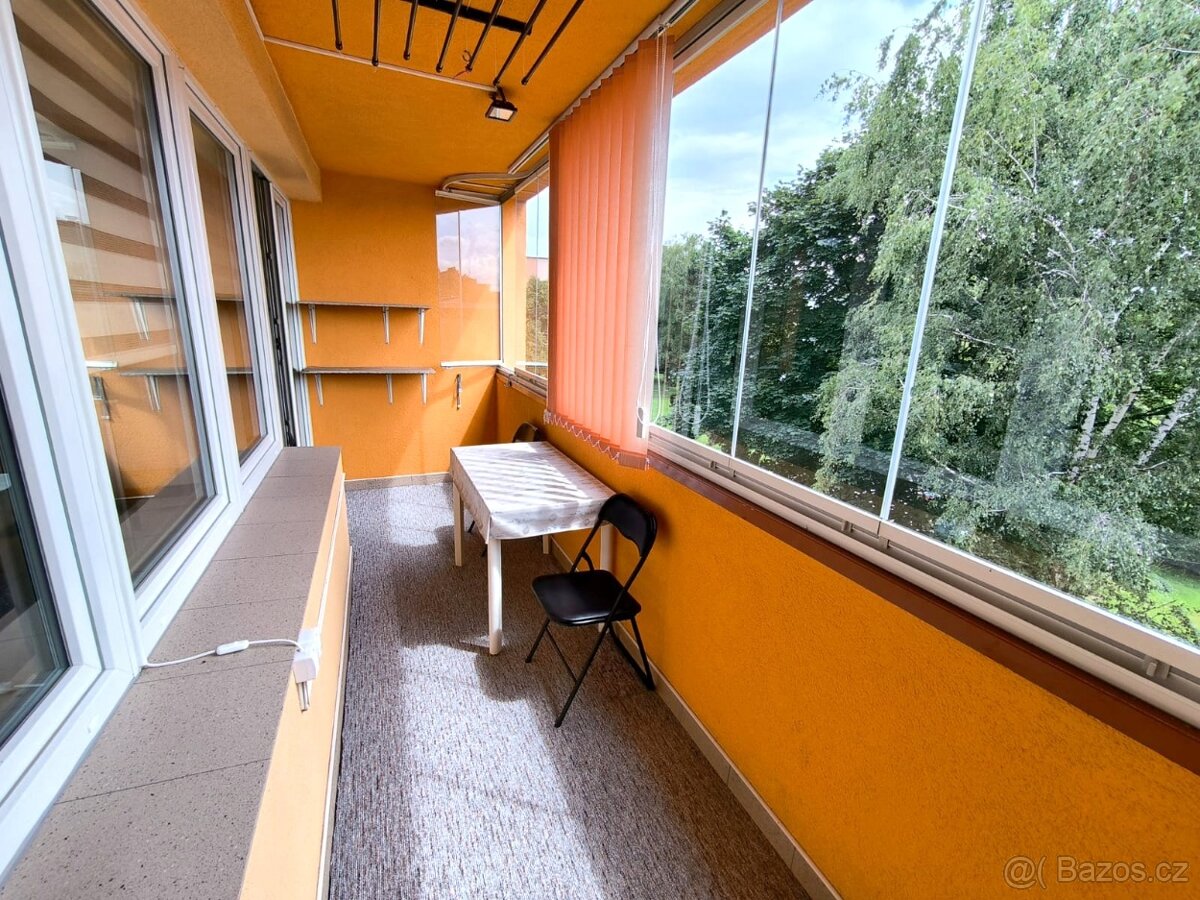 K pronájmu dr. byt 2+kk, 53m2, s velkou lodžií, Orlová - 17