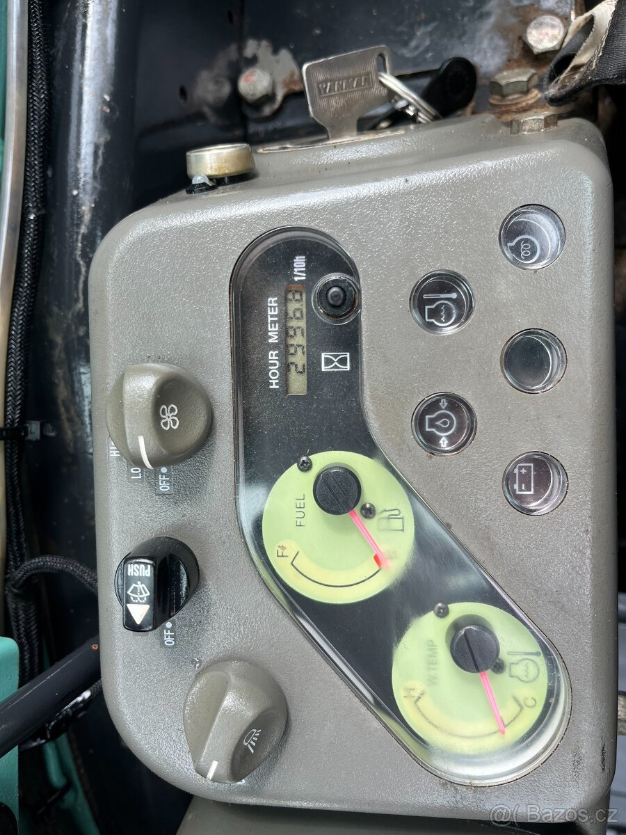 Minibagr minirypadlo Yanmar VIO25-4, JCB CAT Kubota - 17