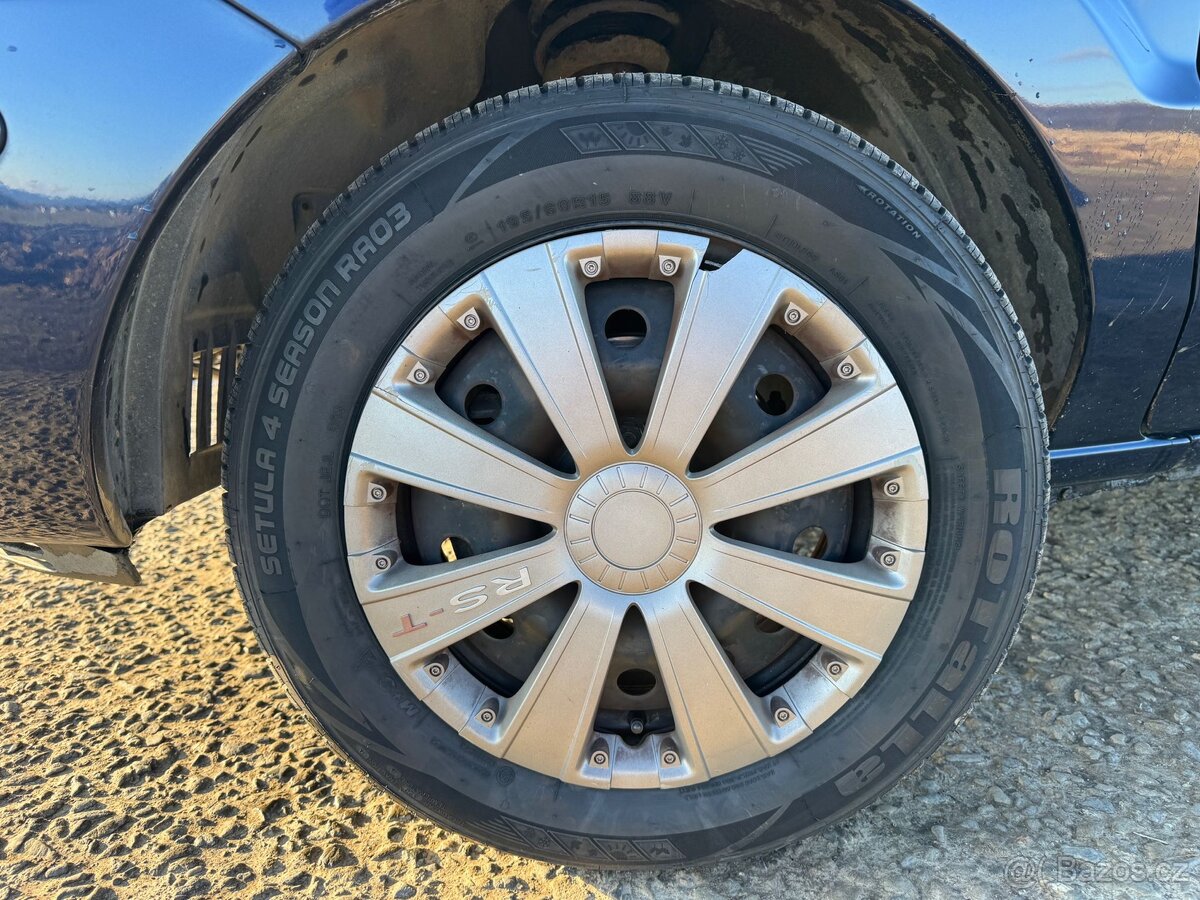 Ford Fusion 1.4i 59 kW 2005 - 17