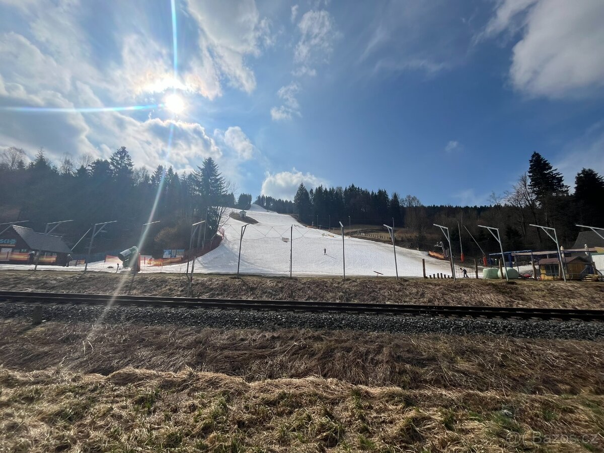 RD se zahradou v Karolince - 17