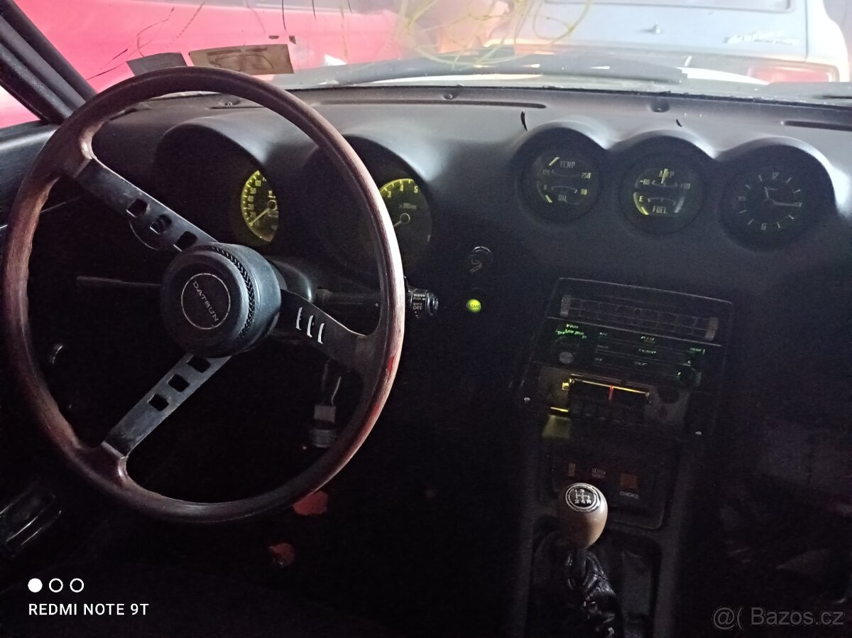 Datsun 240Z, manuál - 17