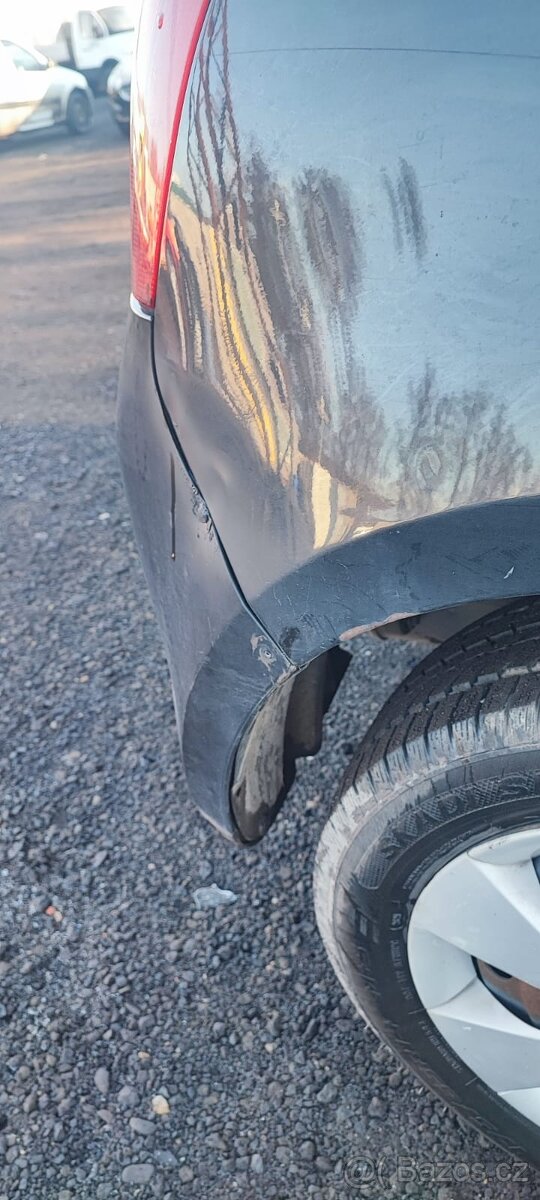 Suzuki Swift 1.3 - 17