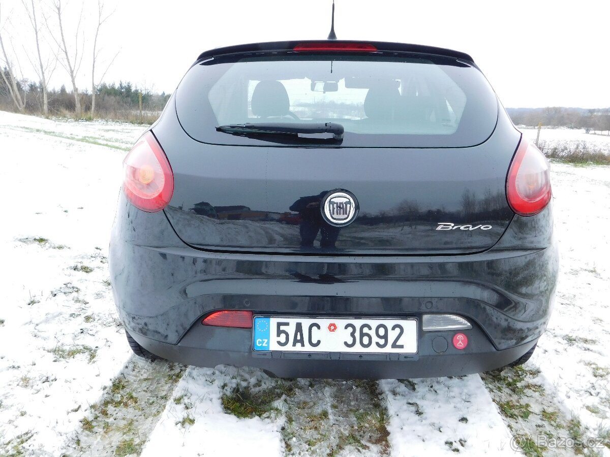 Fiat Bravo 1.4 T-JET,,výkon 110 Kw,BEZ KOROZE,Pěkný - 17