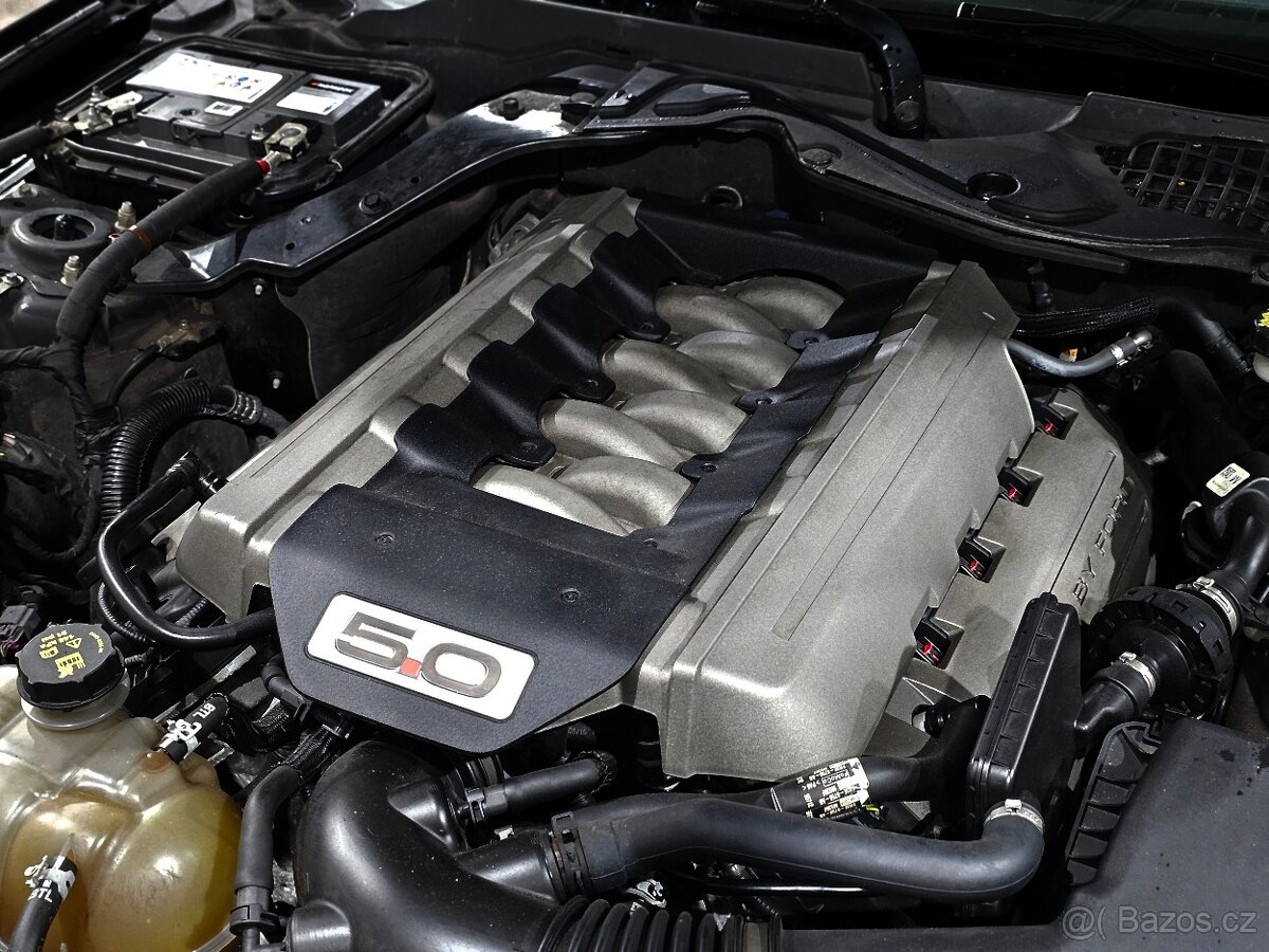 Ford Mustang, 5.0 GT V8 313 kW Manuál - 17