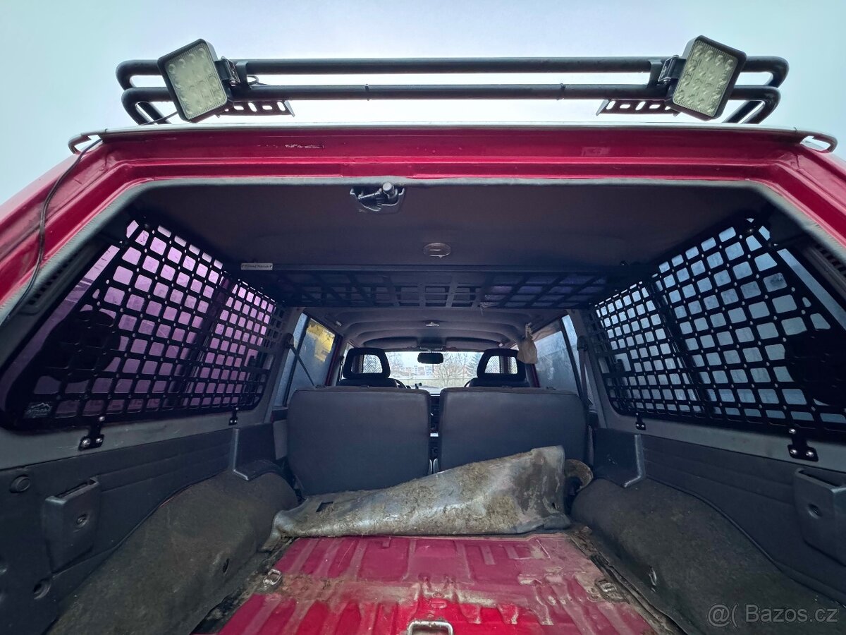 Nissan Patrol Y60 4.0 V8 - 17