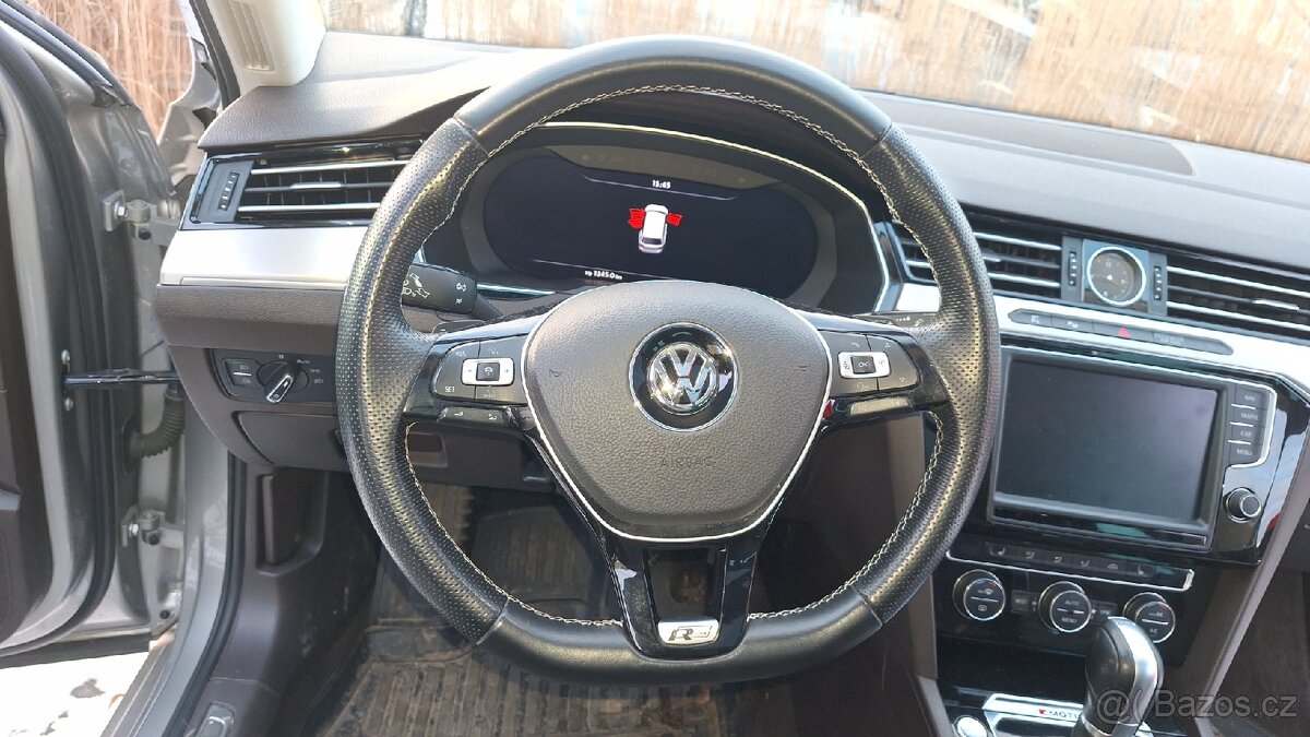 VW Passat 2.0 BiTDI, 4x4, HIGHLINE, R-Line - 17