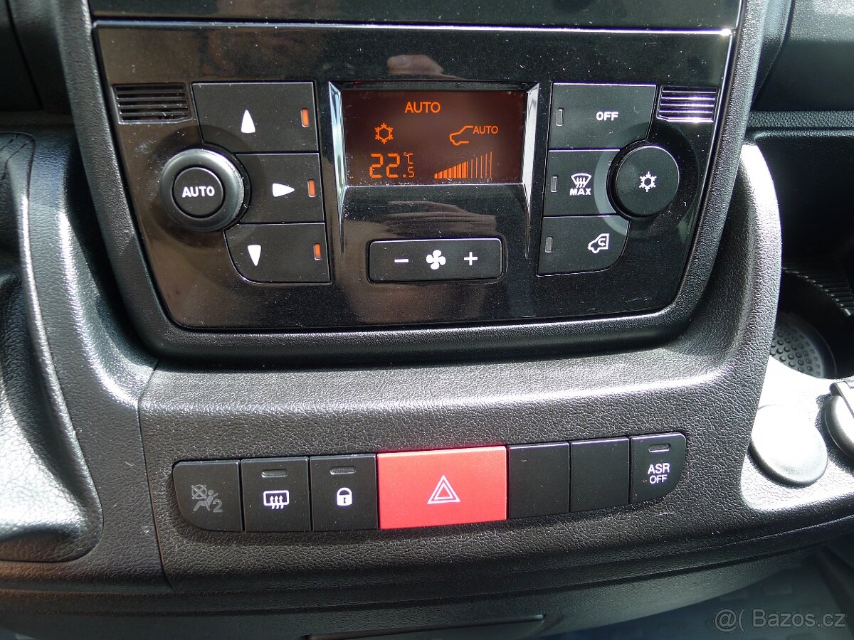 Peugeot Boxer, 2,2 HDI 9míst+2x klima - 17