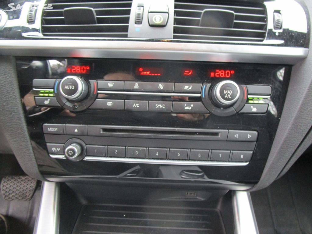 BMW X4, 2,0D-4x4-140KW-KOUPEN V ČR - 17