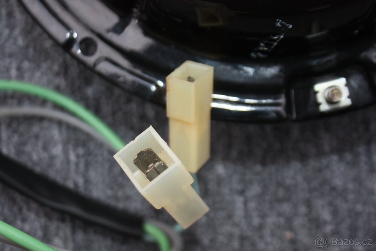 Škoda 105, Škoda 120 - kompletní přední světlomety - 17