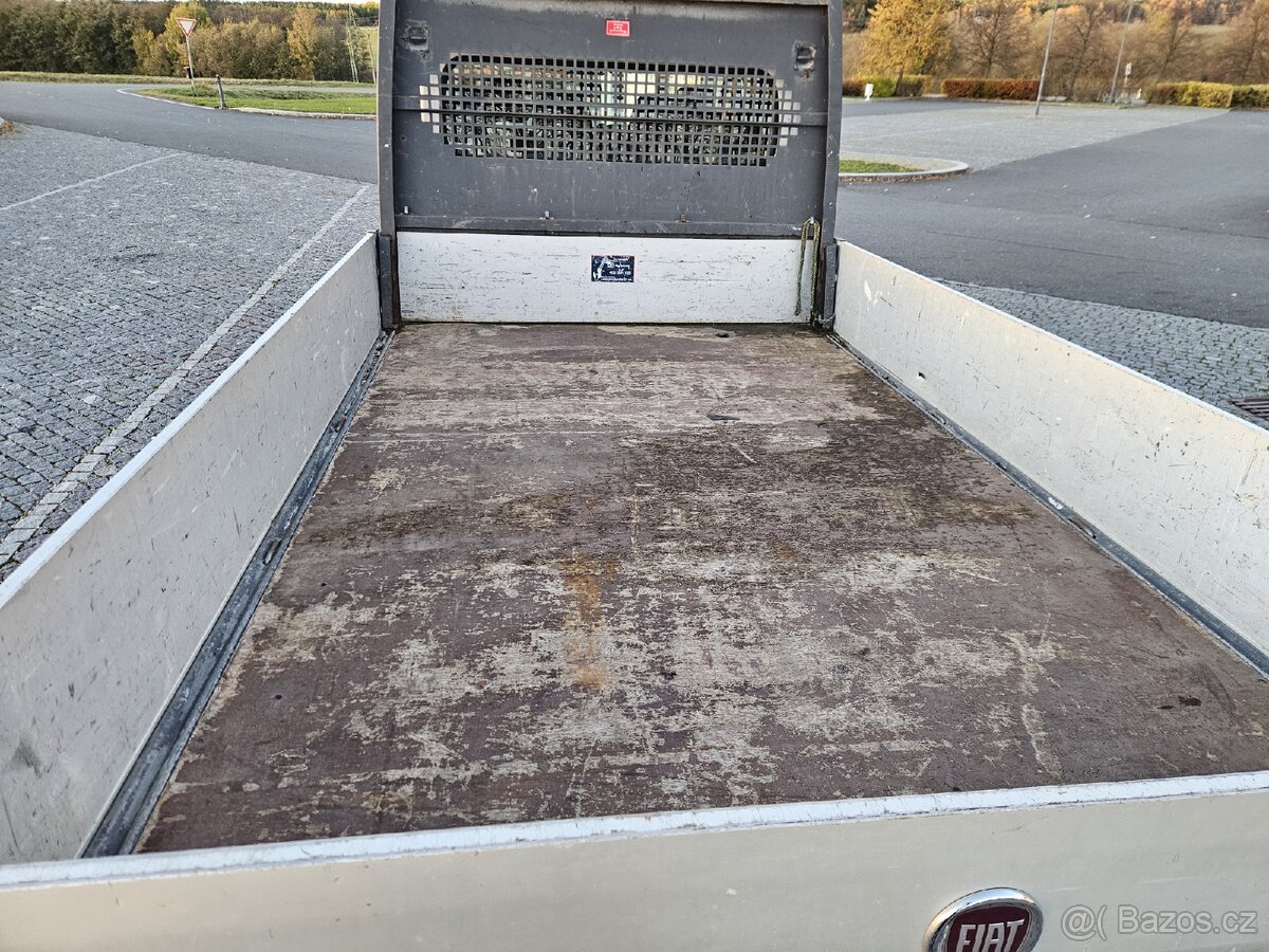 FIAT DUCATO VALNÍK 2,3JTD 110KW 7 MÍST - 17