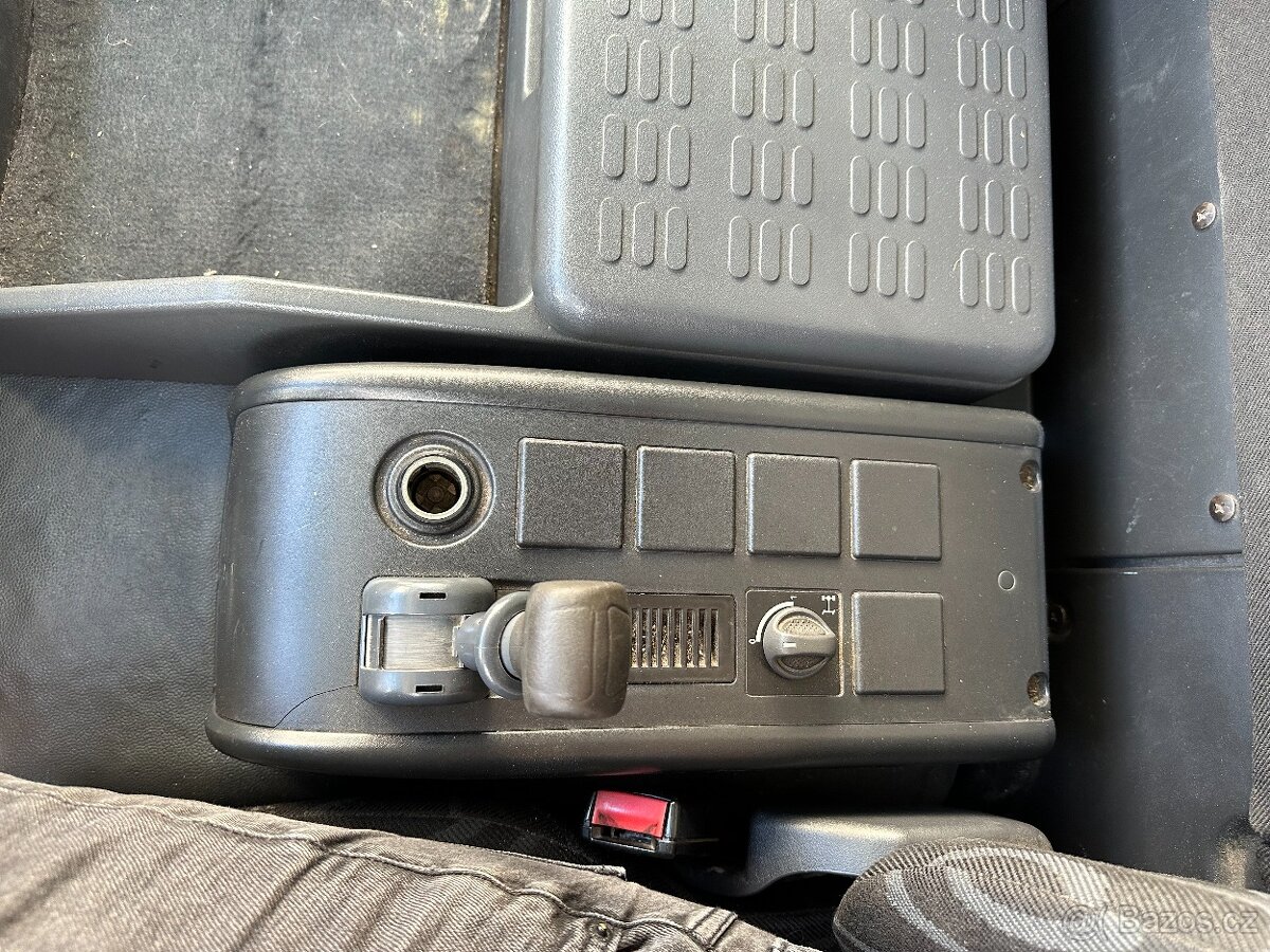 Iveco Eurocargo 160E30 PLACHTA MĚCHY EURO5 - 17