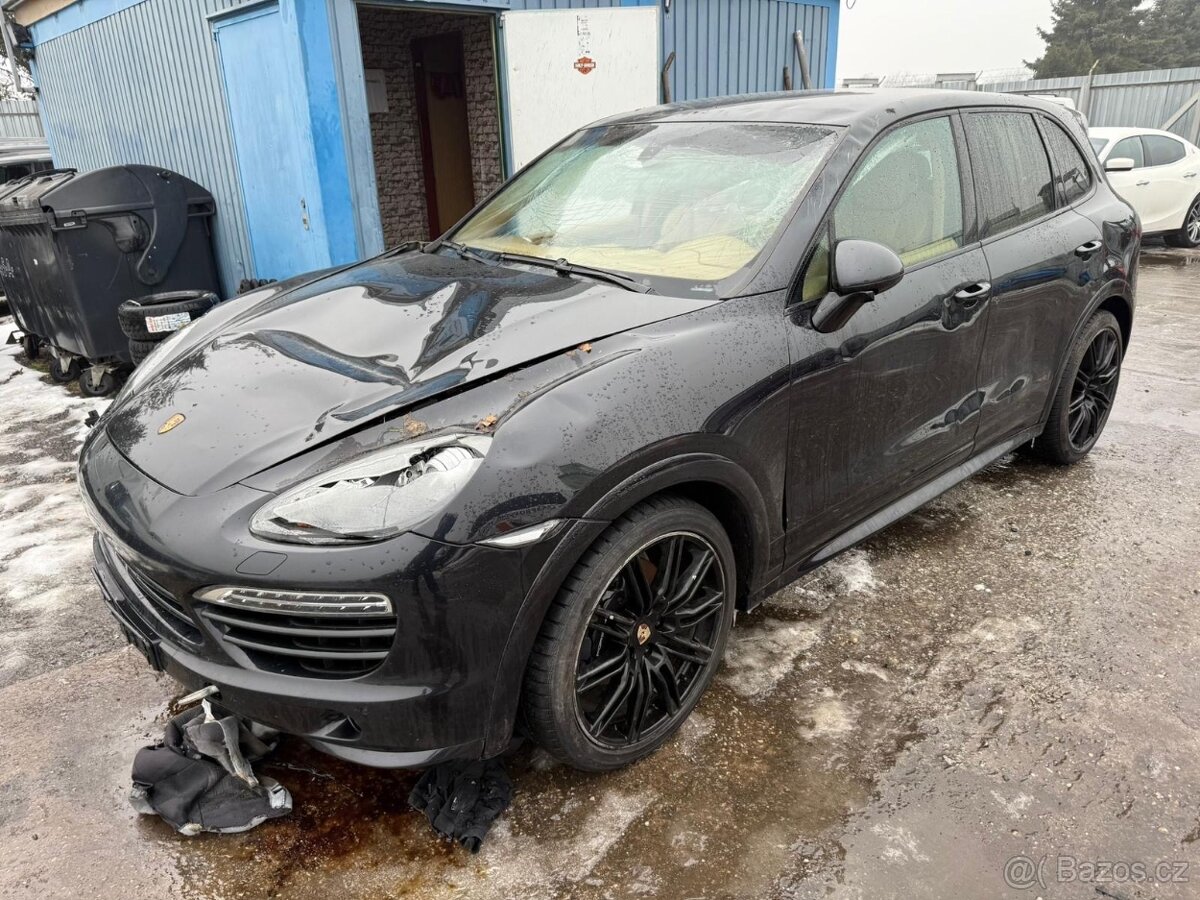 Porsche Cayenne Diesel 3.0 2012 motor start - 17