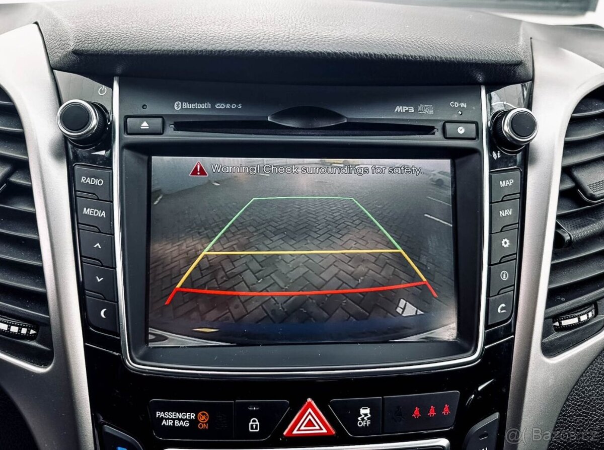 Hyundai i30 CW 1.6 CRDi 136 Style - 17