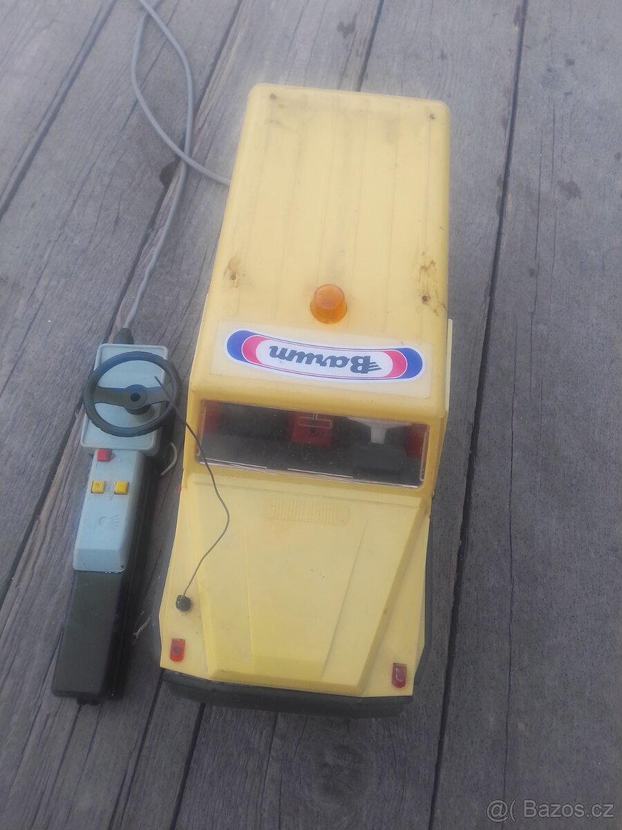 Staré Hračky Puch a Land rover - 17