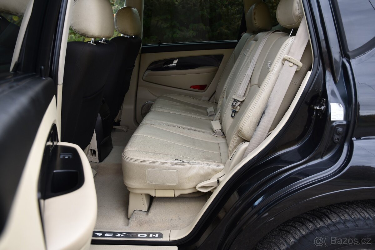 SsangYong Rexton XDi 270 XVT A/T 4X4,TEMP,ŠÍBR,DKLIMA,VÝHŘEV - 17