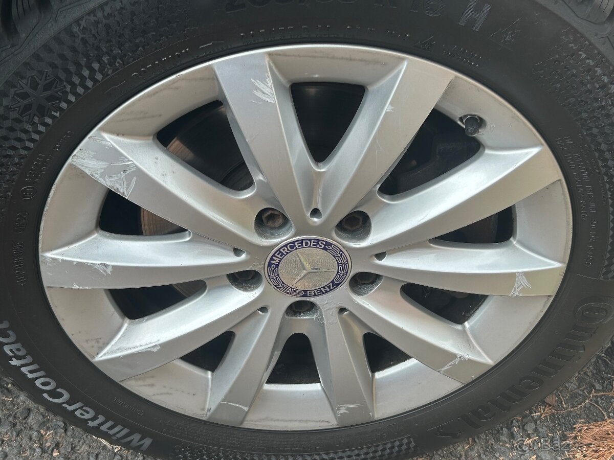 Mercedes-Benz B180 2016 90kw původ ČR, servis MB - 17