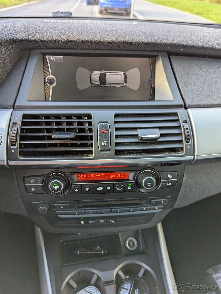 BMW X5, 2011, xDrive 3.0d, 180 Kw, 4x4, 1.maj - 17