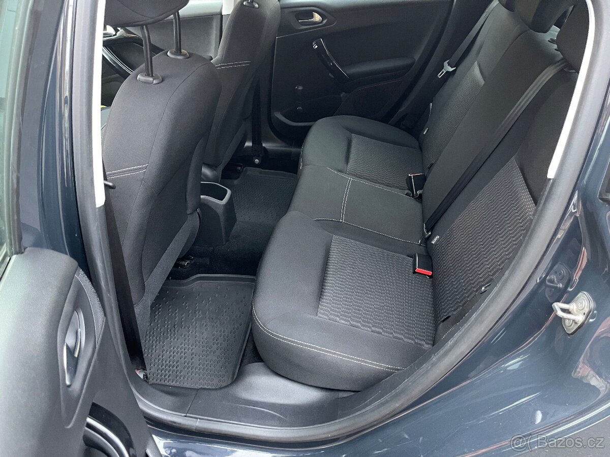 Prodám Peugeot 208 1,2 PureTech 82 S&S - 17