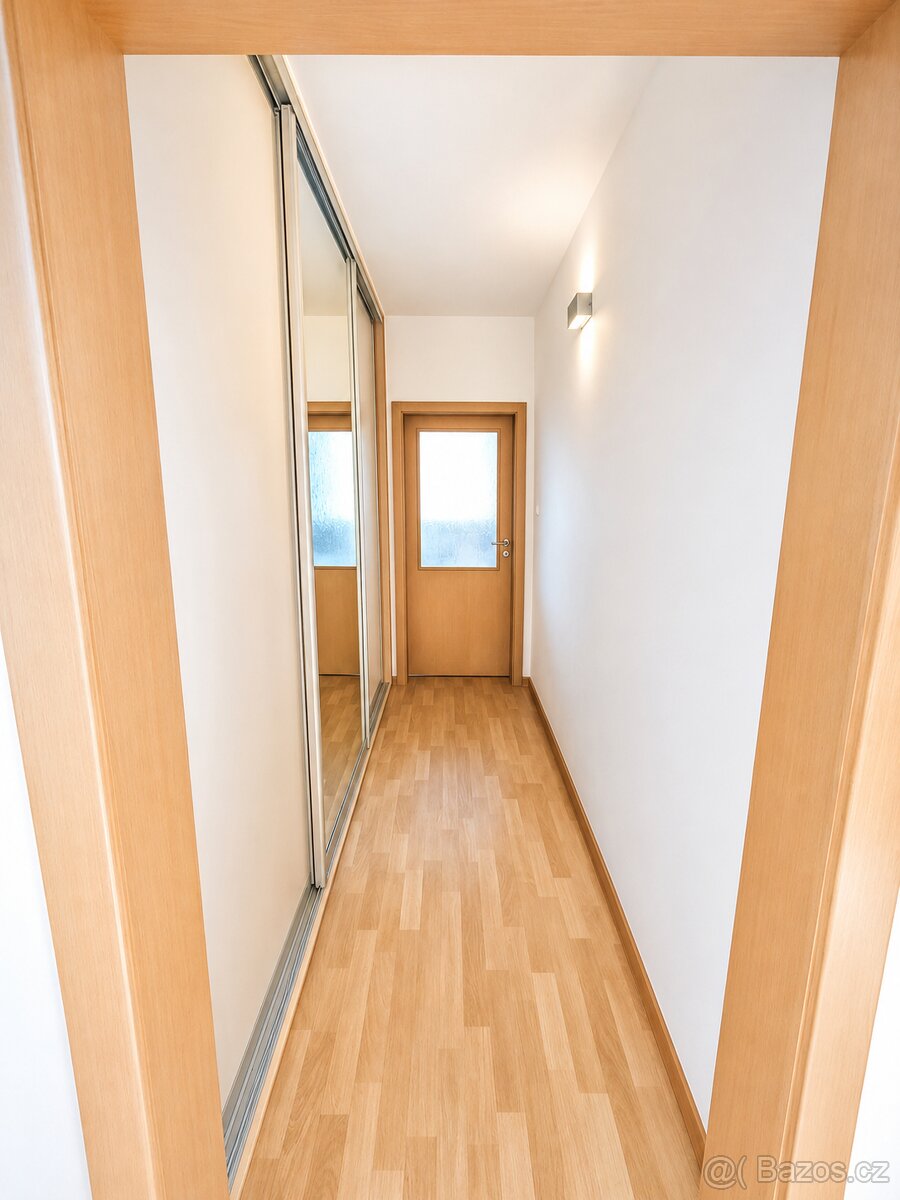 Prodej bytu 3+1, 74 m2, Kunětická, Pardubice - 17