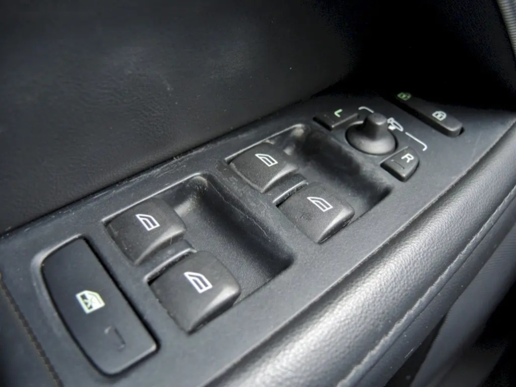 Volvo S80, D5 R-DESIGN MOMENTUM - 17