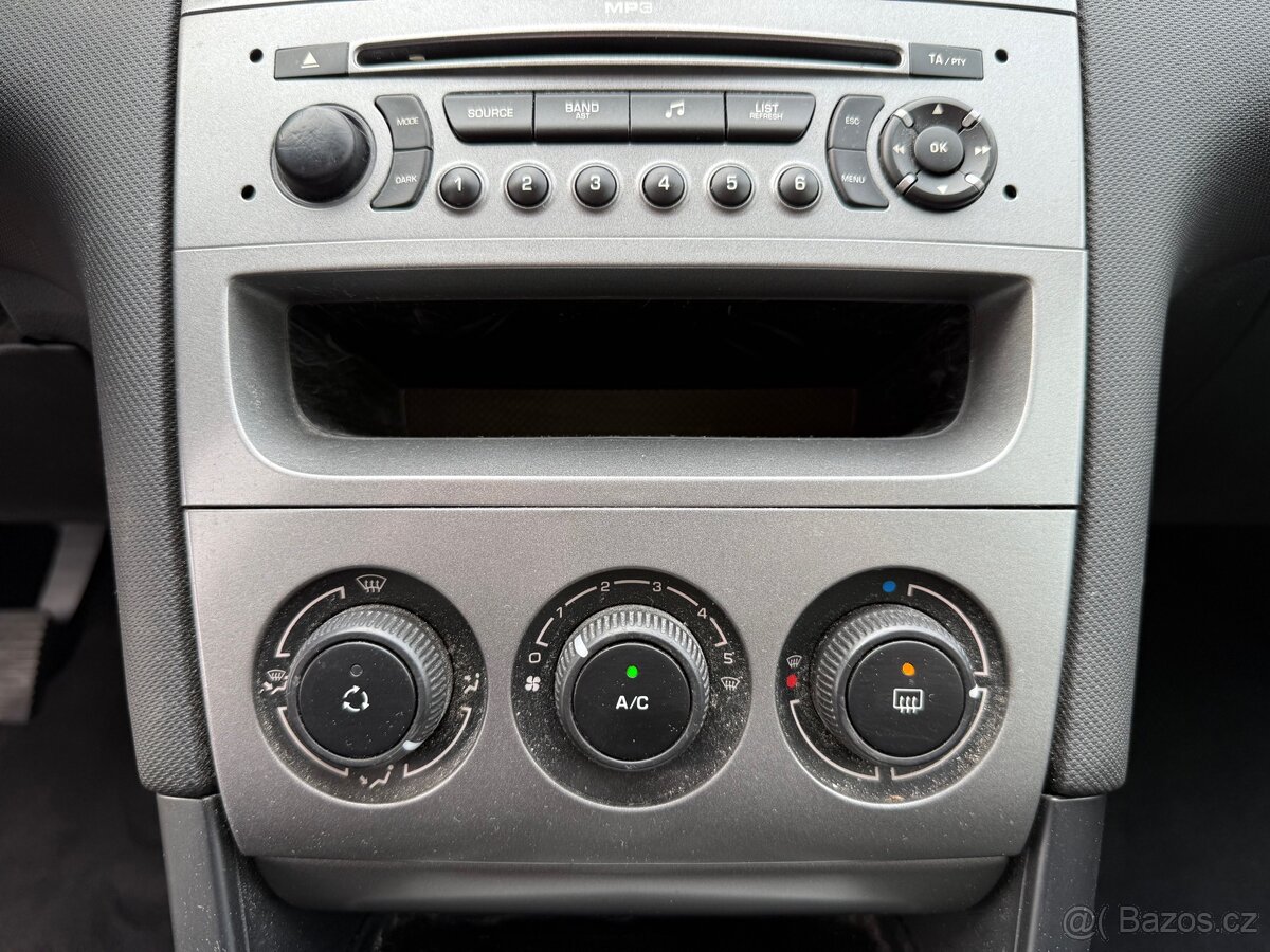 PEUGEOT 307 kombi, nová STK, nové zimní pneumatiky - 17