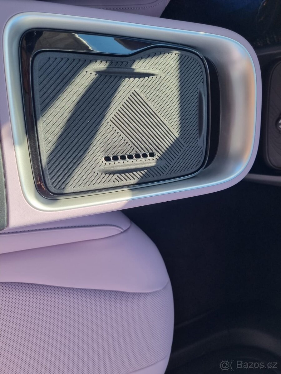 Dongfeng Box, E3 - 17