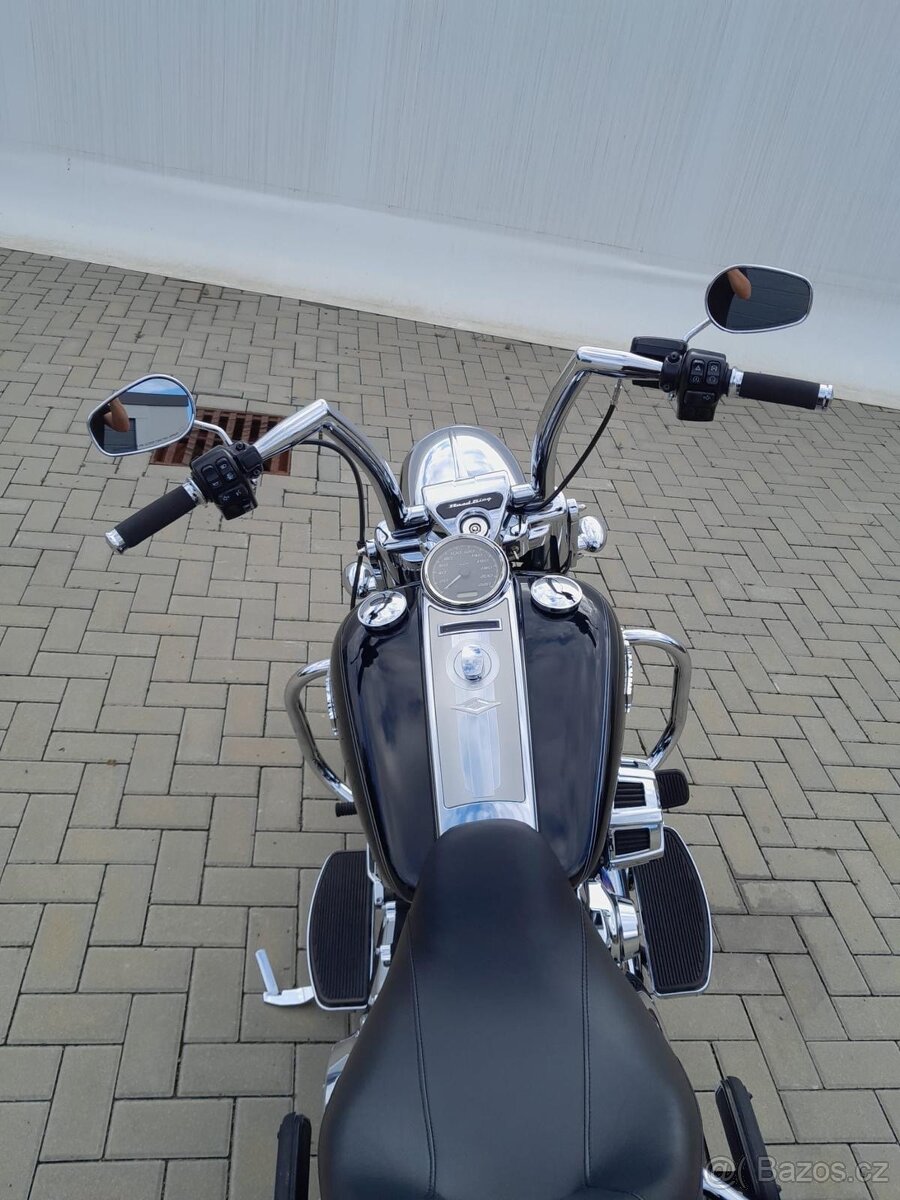 Harley Davidson ROAD KING - 17